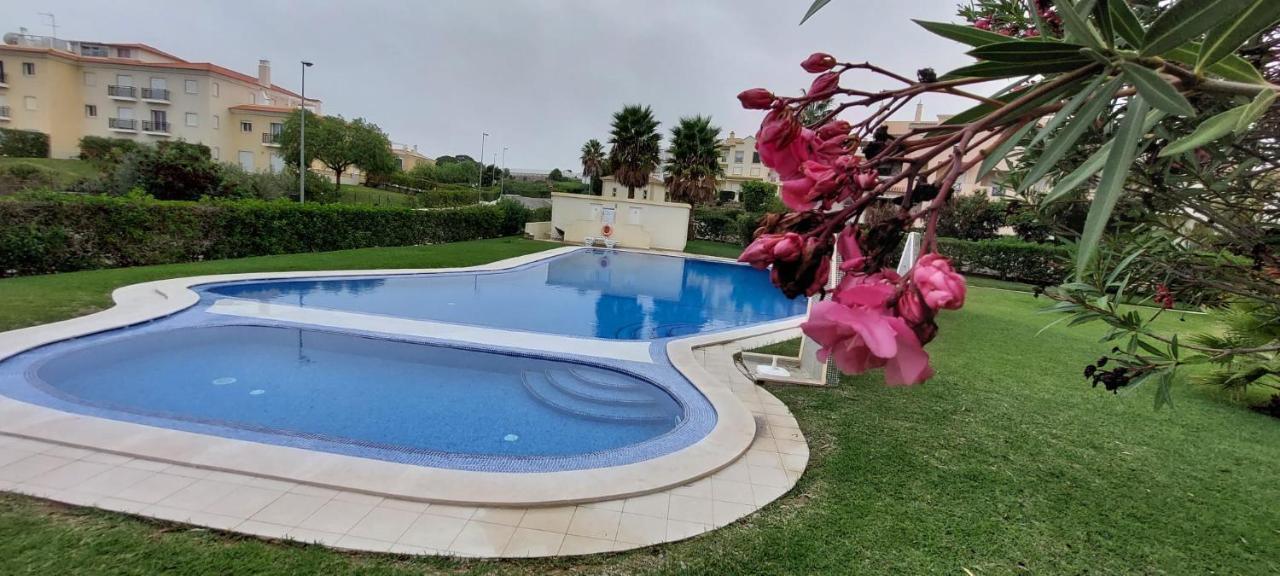 Pool And Garden Village-Near Beach アルブフェイラ エクステリア 写真